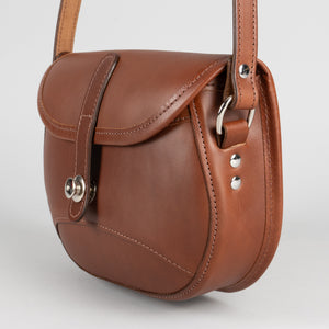 Highland Crossbody (Medium Brown)